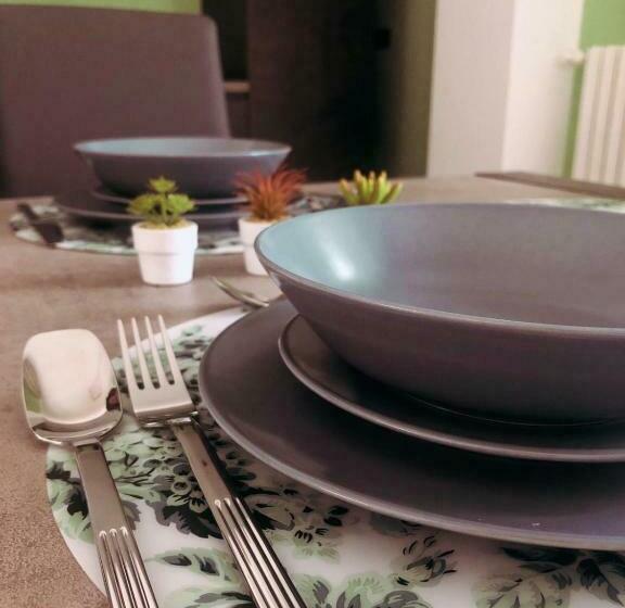 膳宿费 L Angelica Affittacamere