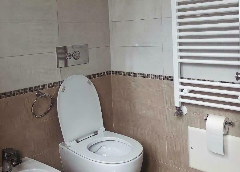 膳宿费 L Angelica Affittacamere