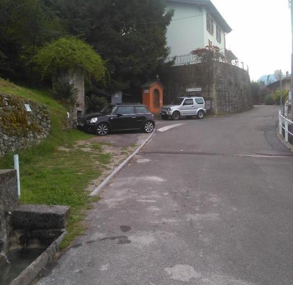 膳宿费 La Grotta Dell Antica Calvasino   Jacuzzi