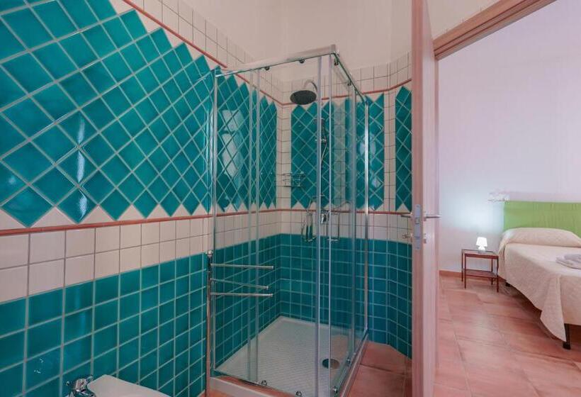 بنسيون La Scala Del Sale