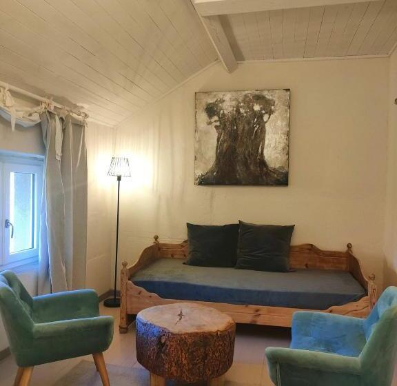 פנסיון Les Muzards