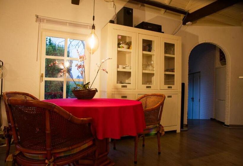 פנסיון Op De Smelen 1   43 M2