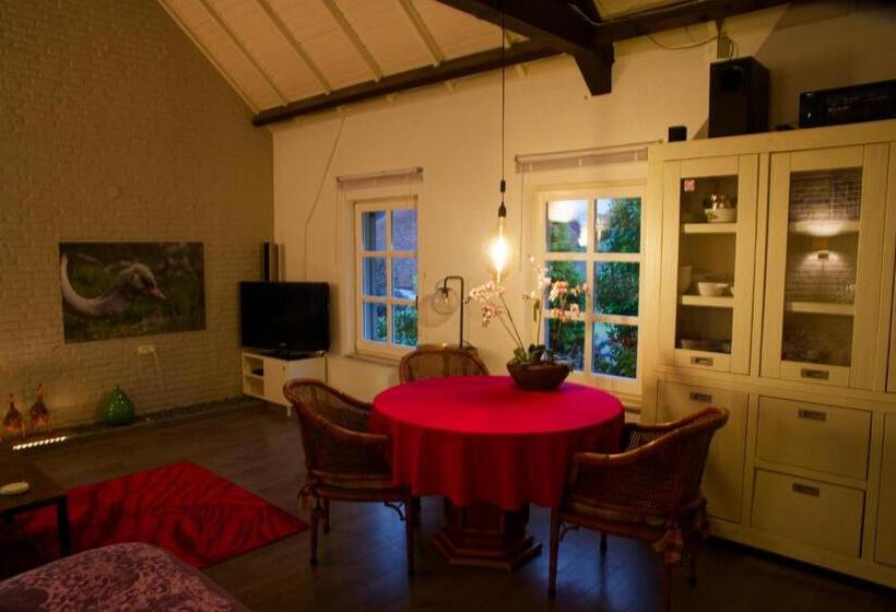 פנסיון Op De Smelen 1   43 M2