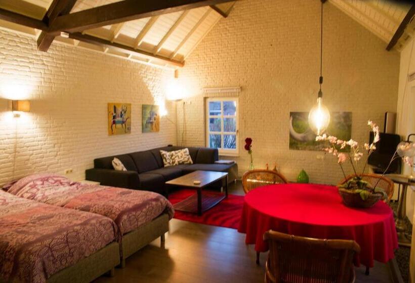 פנסיון Op De Smelen 1   43 M2