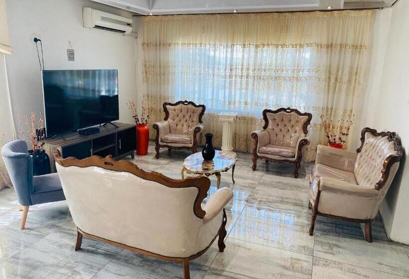 Pension (Hôtel basse catégorie) River Valley Guest House