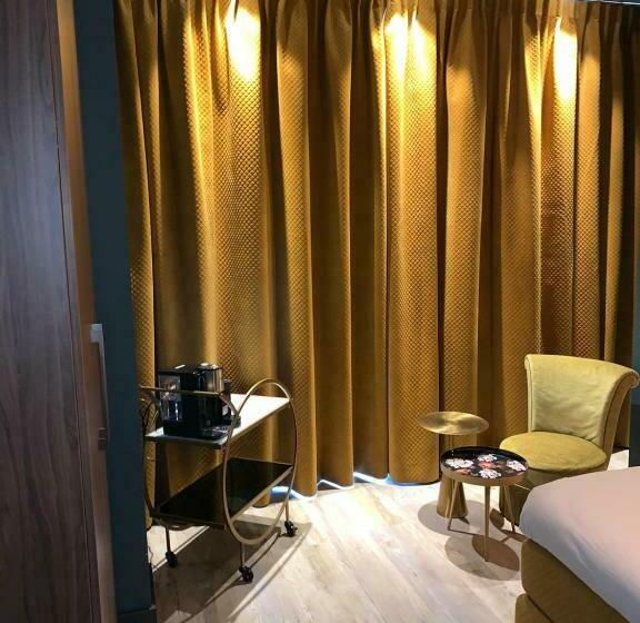 بنسيون The Rock