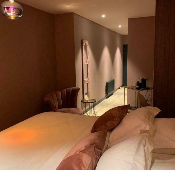 بنسيون The Rock