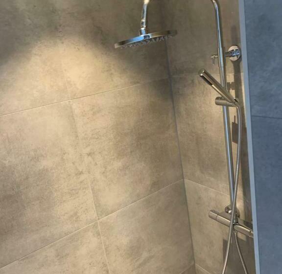 بنسيون The Rock