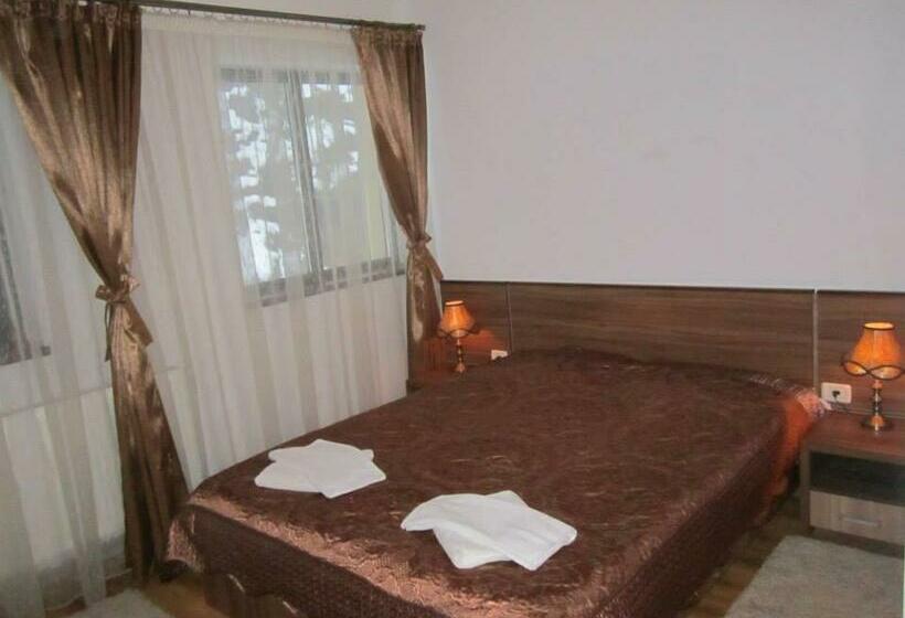 Pensiunea Poiana Uliului