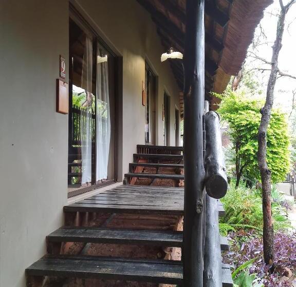 Курорт Bass Lake Country Lodge