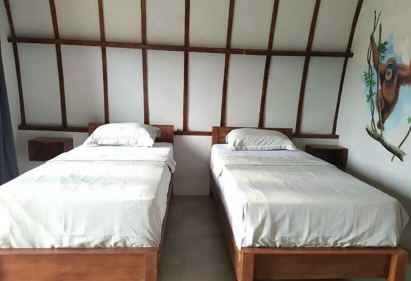 Курорт Gino S Place Guest House & Jungle Trekking