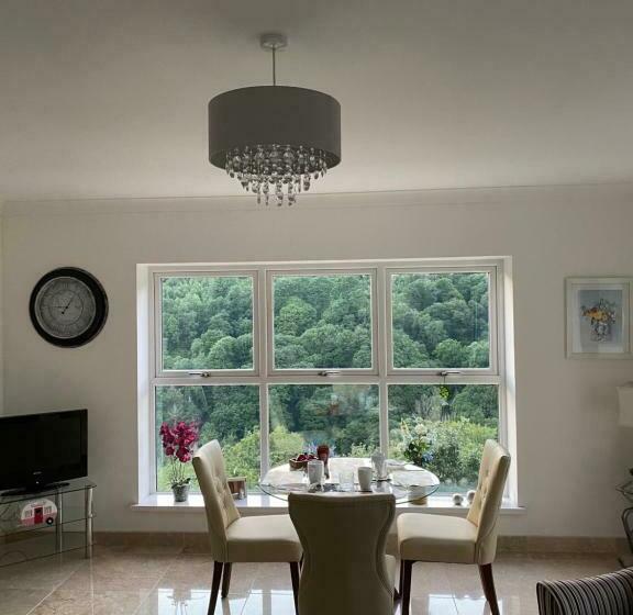 Bed and Breakfast Rowan House Bed Breakfast Main House & Self Contained Self Catering Apartment