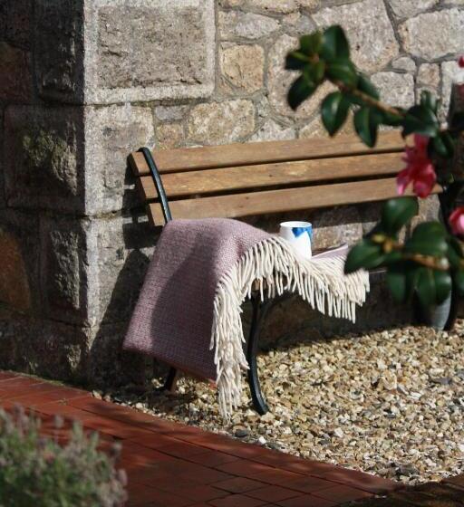 Tawburn House Boutique B & B