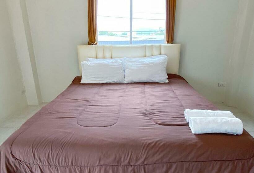 Uh Hostel