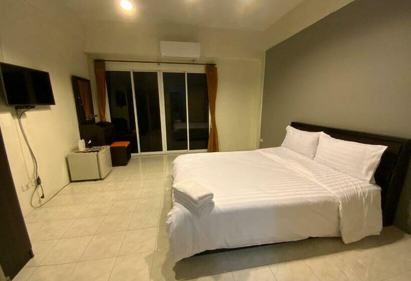Uh Hostel