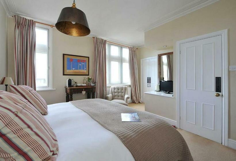 Abbey Rise Bed And Breakfast