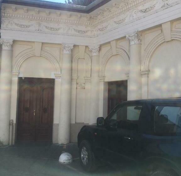 הוסטל Göncölház