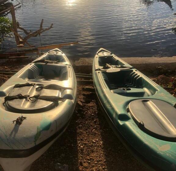 هاستل Sanctuaria Treehouses Busuanga