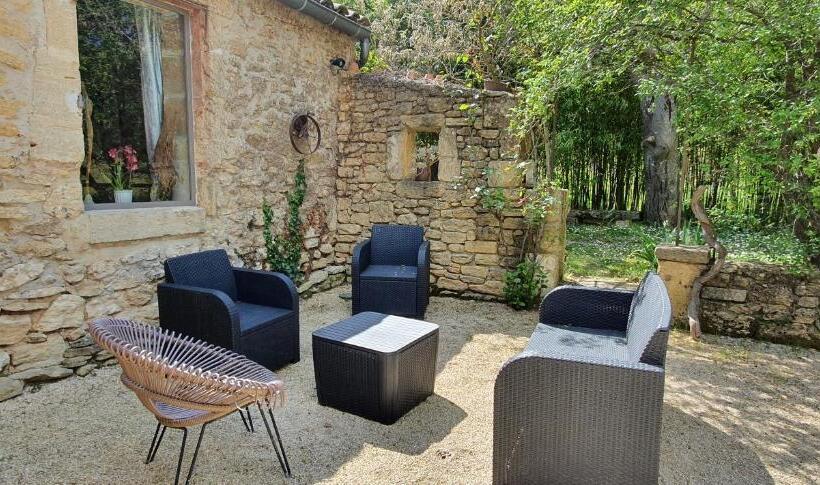 צימר Aux Berges Du Pont Du Gard