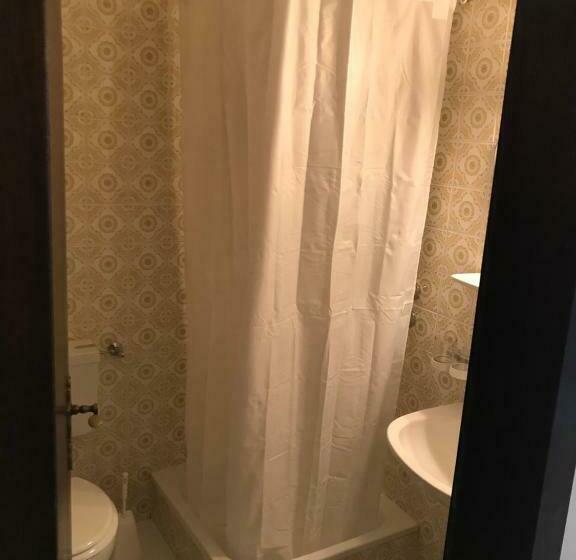 민박 Hillside Rooms