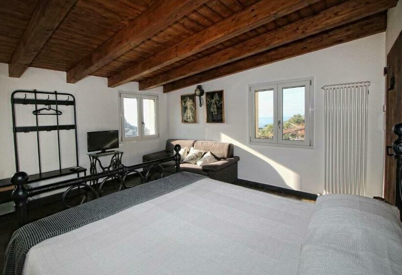 Bed and Breakfast Il Cuoco Pescatore, Ittiturismo Lecardònaie Du Pescòu