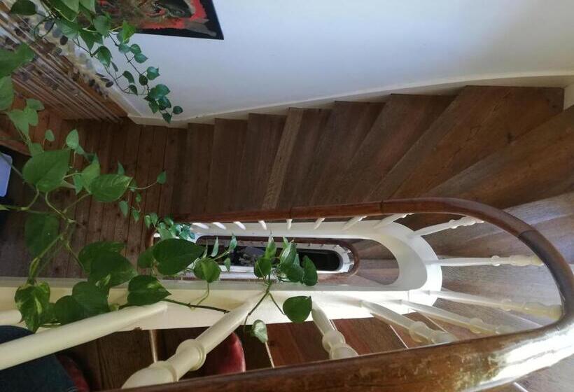 Bed and Breakfast La Chambre D Hôte De Chris