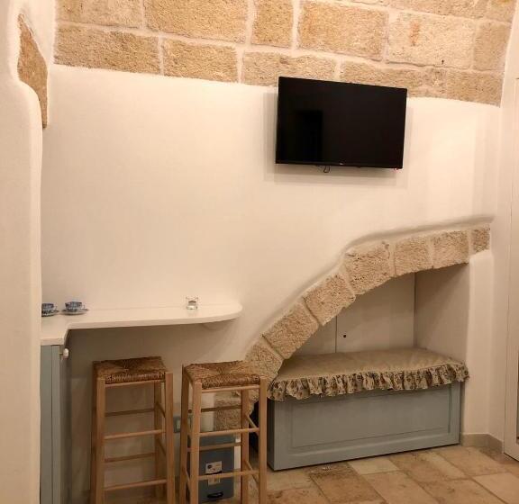 Bed and Breakfast Leavì