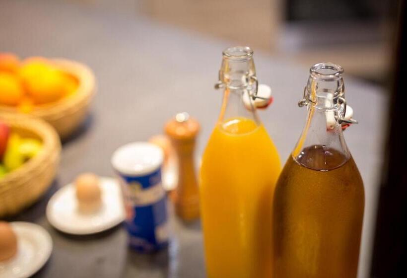 ベッドアンドブレックファースト Les Chambres Du Domaine