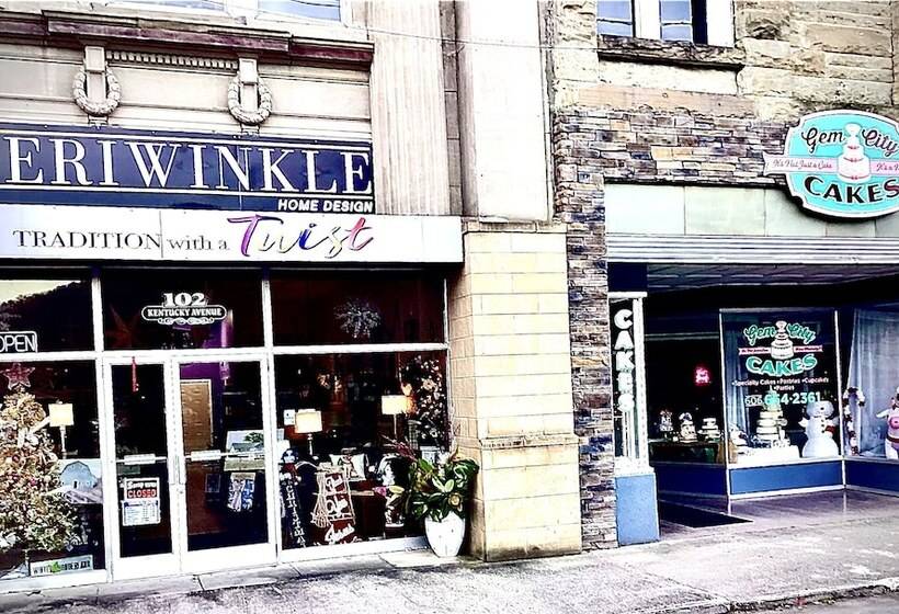 민박 Pine Mountain Inn