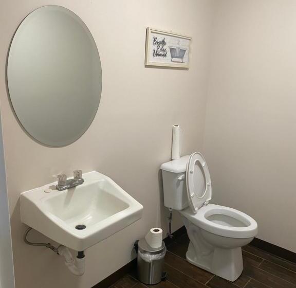 민박 Pine Mountain Inn