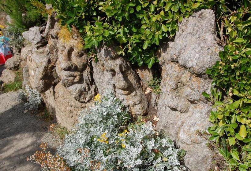 ベッドアンドブレックファースト Villa Bretonne