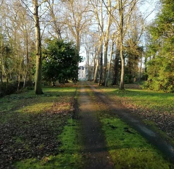 ベッドアンドブレックファースト Villa Bretonne