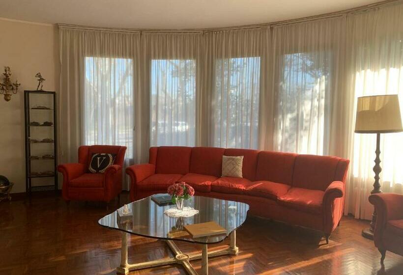 تختخواب و صبحانه Villa Mase