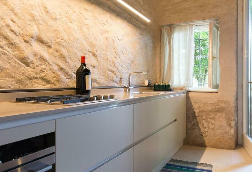 مبيت وإفطار Villa Saccomani