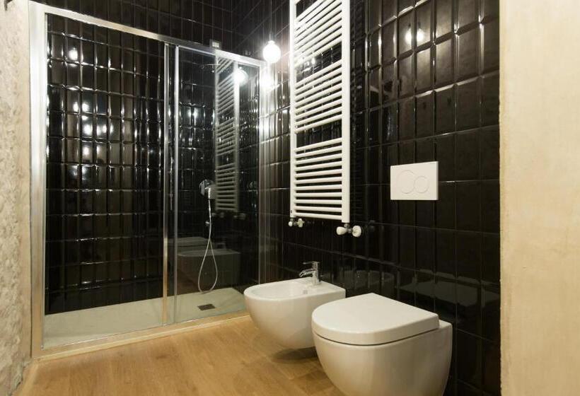 مبيت وإفطار Villa Saccomani