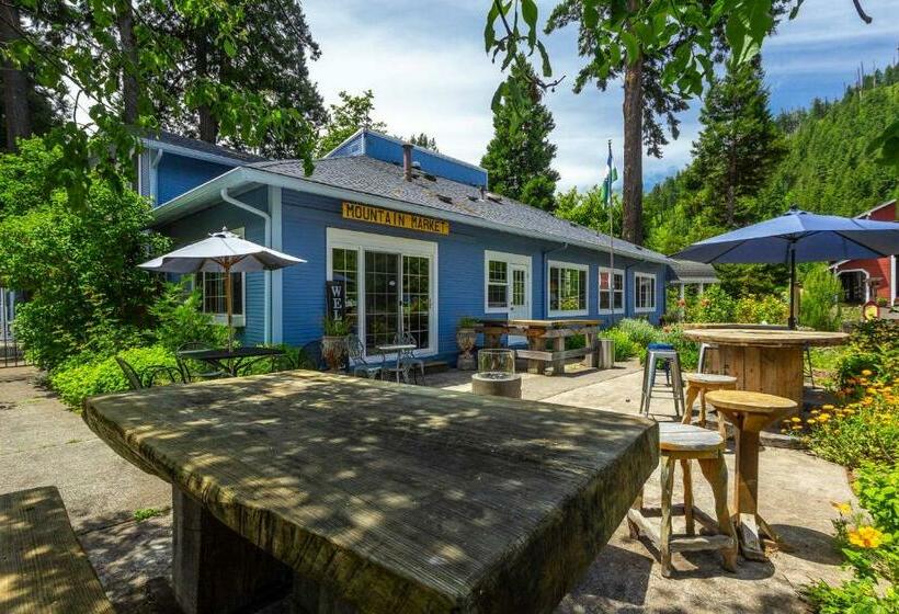 مبيت وإفطار Westfir Lodge