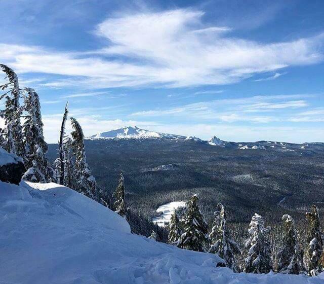 مبيت وإفطار Westfir Lodge