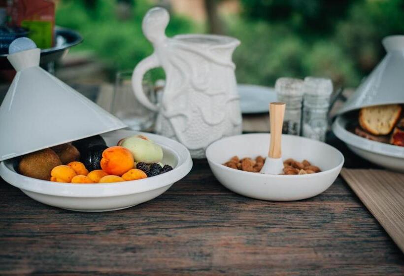 צימר Yours Trulli