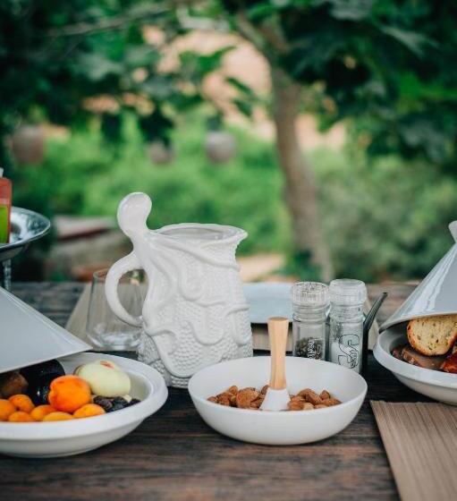 צימר Yours Trulli