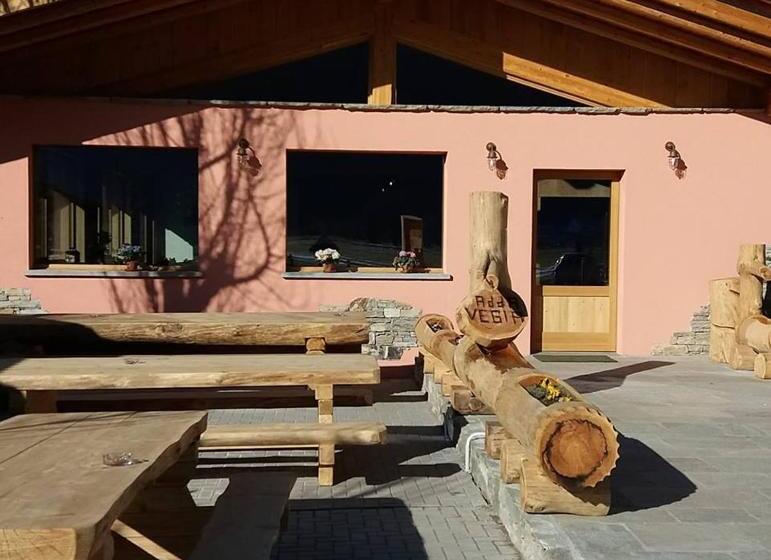 Отель Adda Vegia