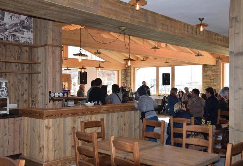 Отель Adda Vegia