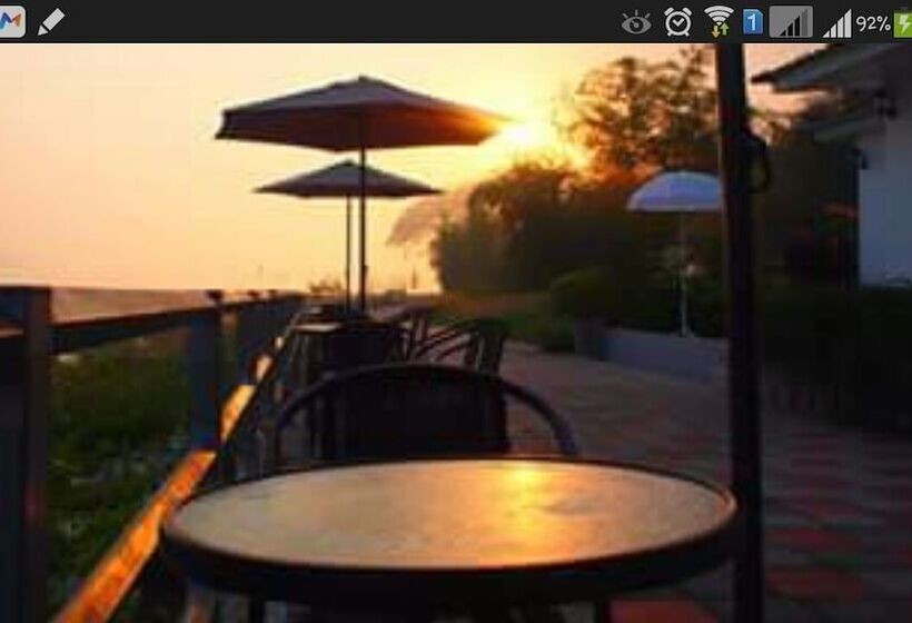 Otel Aenguy Sabey Chiangkhan Homestay