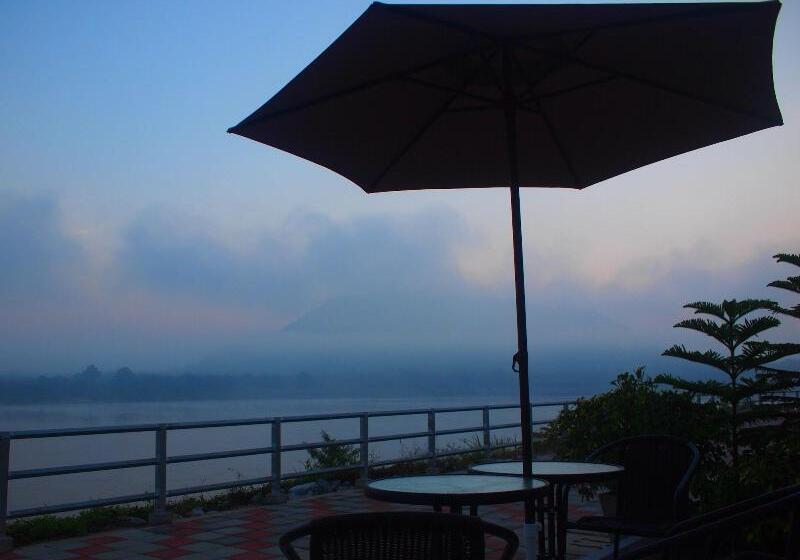 Otel Aenguy Sabey Chiangkhan Homestay