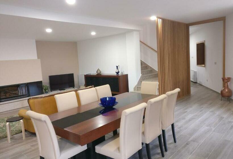 فندق Casa Das Olmedas