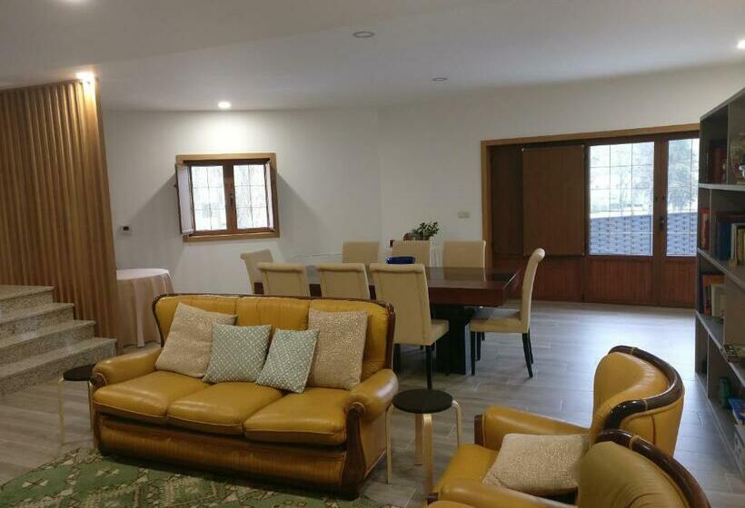 فندق Casa Das Olmedas