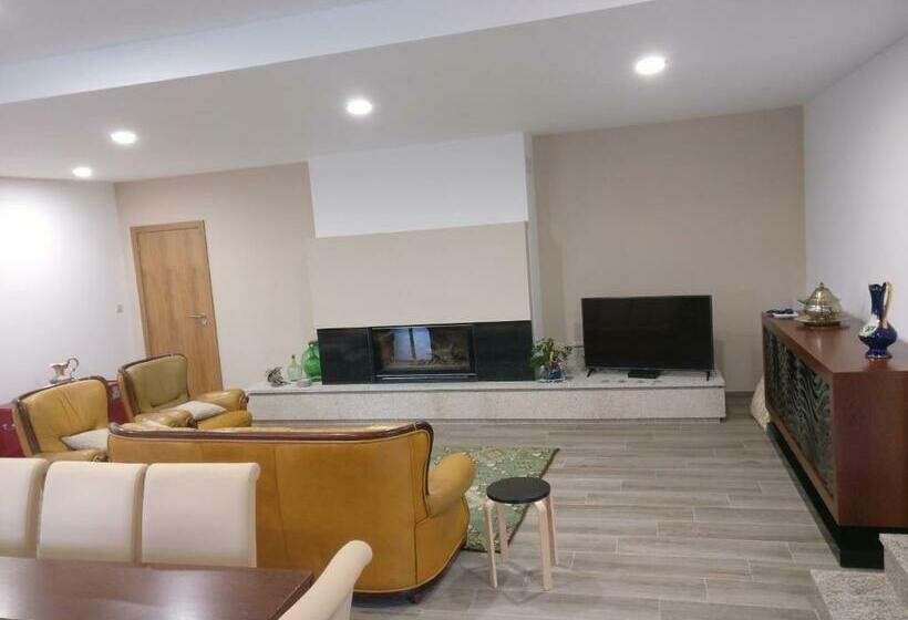 فندق Casa Das Olmedas