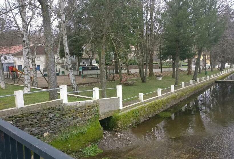 فندق Casa Das Olmedas