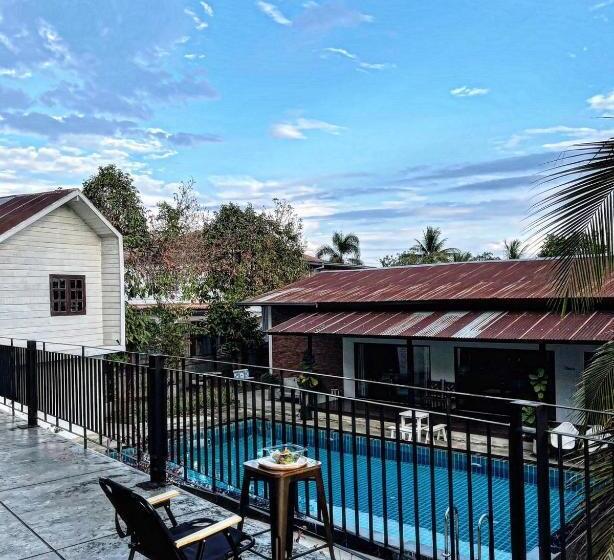 Отель Fineuphome บ้านพักเหมาหลัง 3 ห้องนอน 2 ห้องน้ำ ห้องครัว ห้องรับแขก ห้องรับประทานอาหาร พร้อมสระว่ายน้