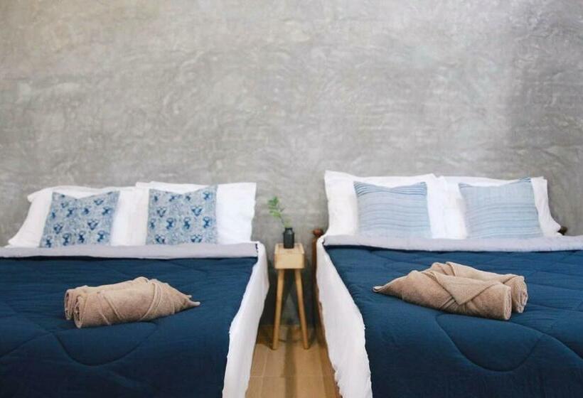 Отель Fineuphome บ้านพักเหมาหลัง 3 ห้องนอน 2 ห้องน้ำ ห้องครัว ห้องรับแขก ห้องรับประทานอาหาร พร้อมสระว่ายน้