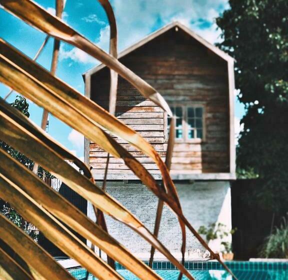 Отель Fineuphome บ้านพักเหมาหลัง 3 ห้องนอน 2 ห้องน้ำ ห้องครัว ห้องรับแขก ห้องรับประทานอาหาร พร้อมสระว่ายน้